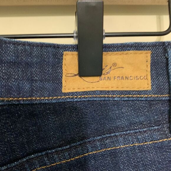 Levi's Demi Curve Classic Bootcut Dark Wash Jeans 8/29 - Picture 4 of 4